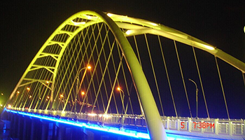 恒之光为江西吉安市赣江大桥打造绚丽美景